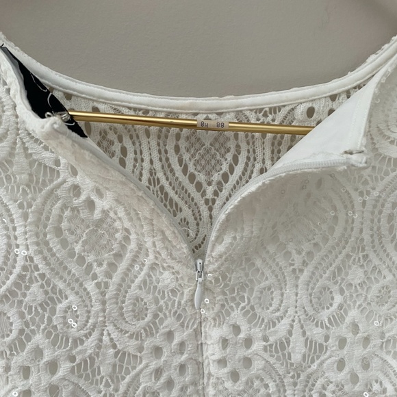 "Alex Evenings" white lace and sequined blouse - Picture 2 of 7